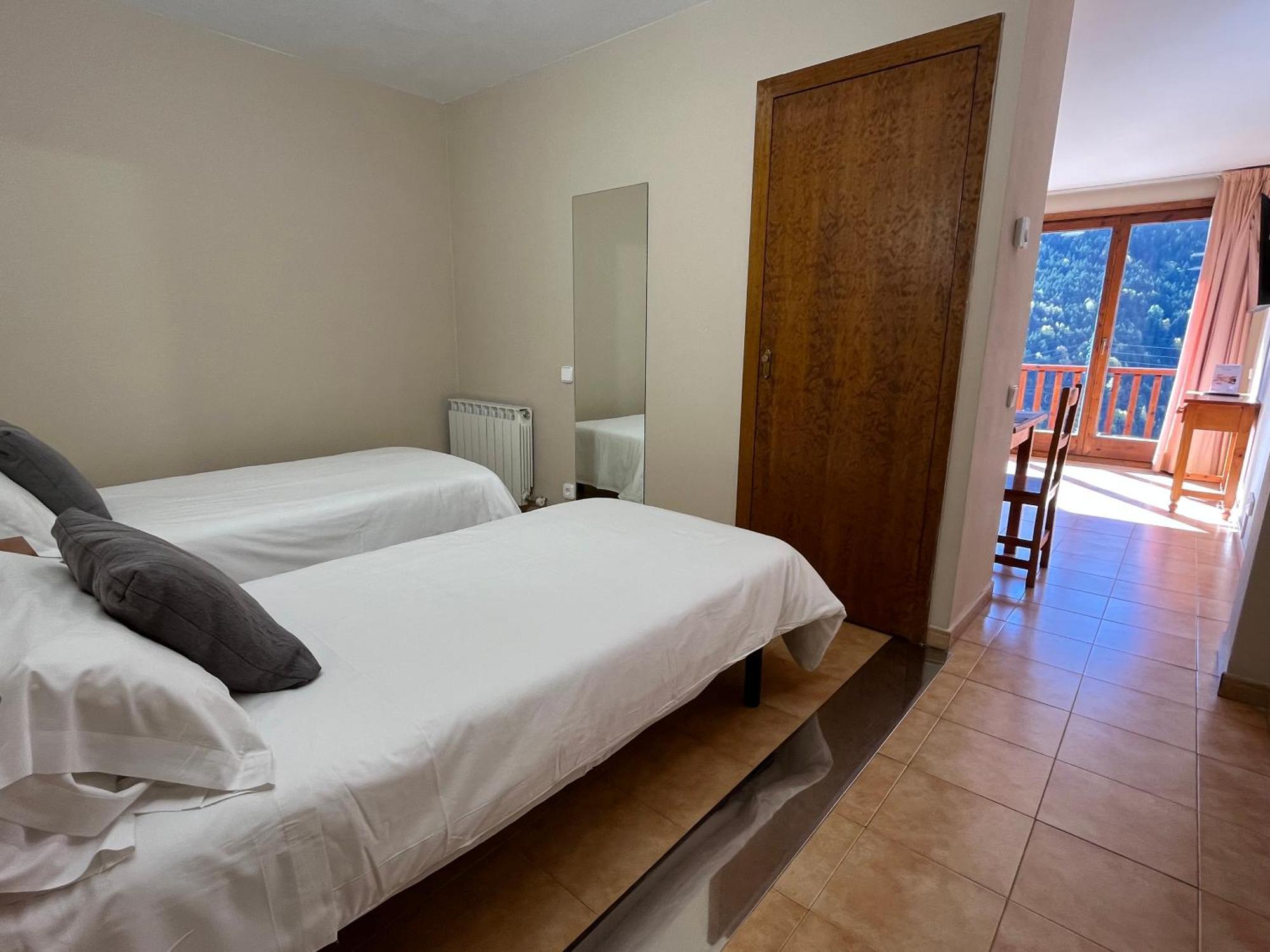 Wuau! Apartamentos Solana De Ransol Exteriör bild