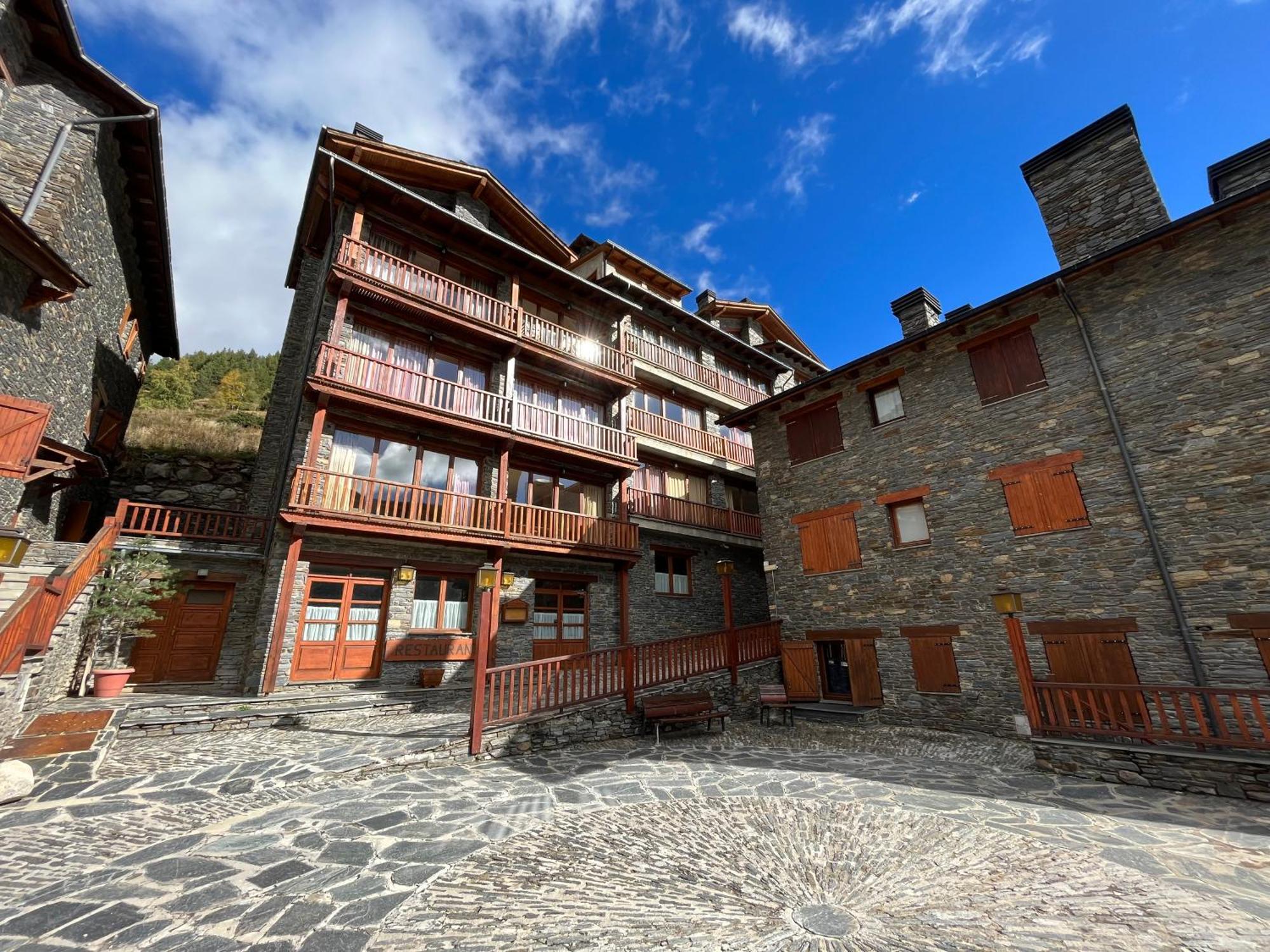 Wuau! Apartamentos Solana De Ransol Exteriör bild
